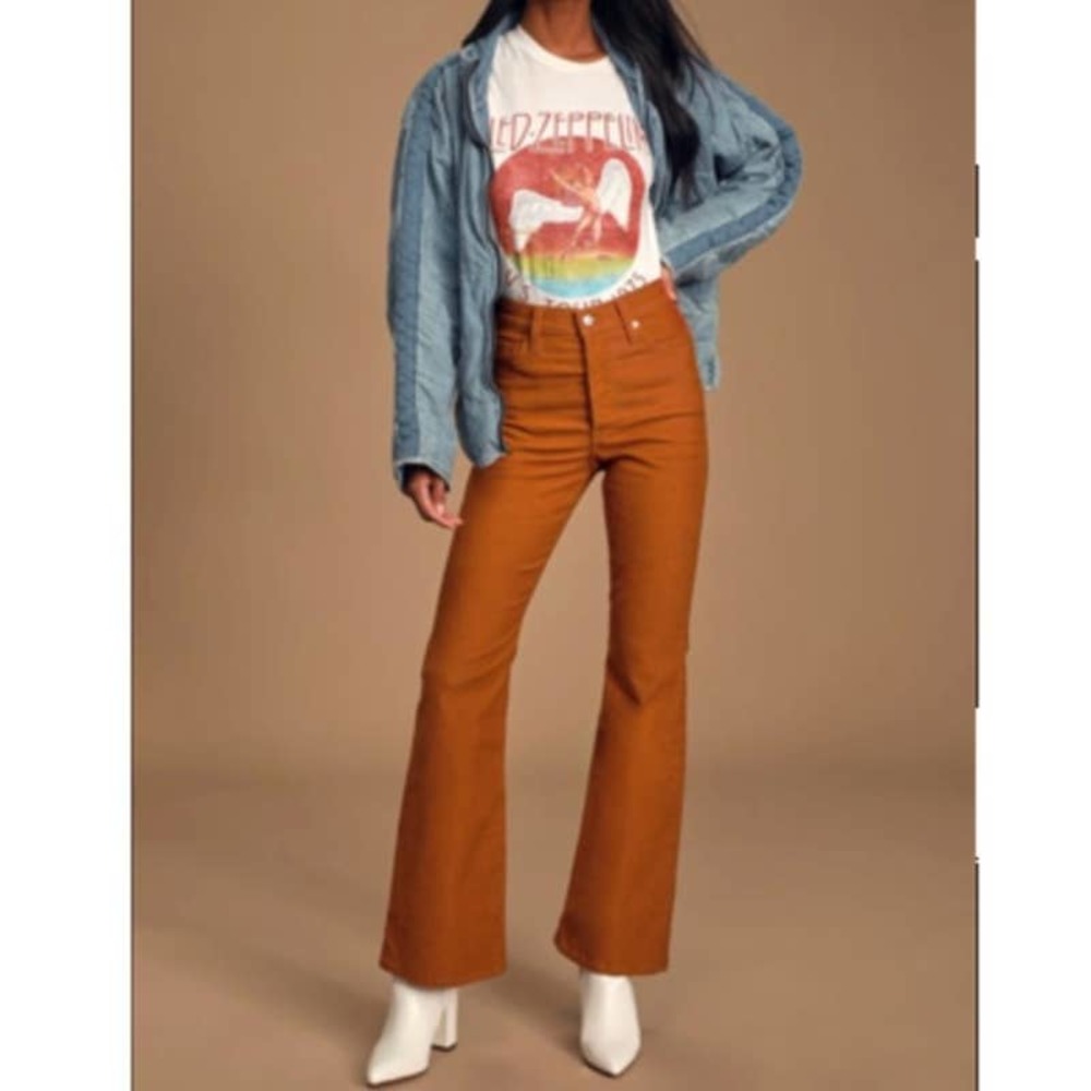 Levi's Premium Full Length Corduroy Ribcage Flare Leg Pants Size 26